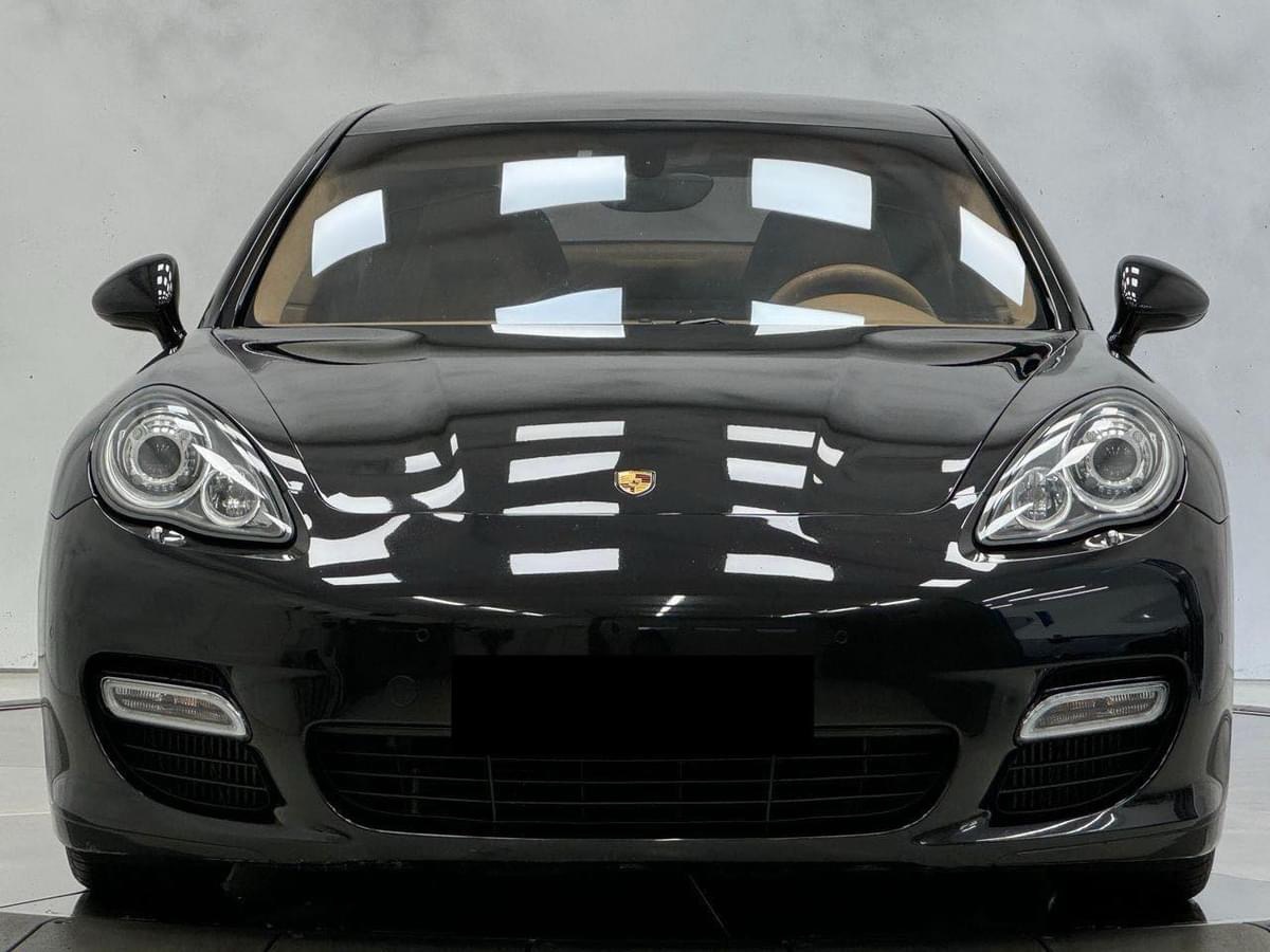 Porsche Panamera TURBO 500HK 4X4 PDK