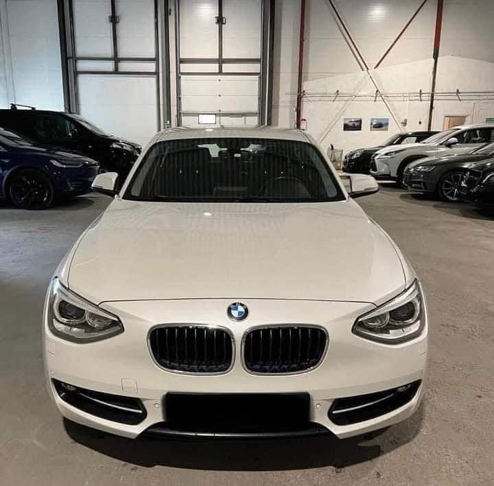 BMW série 1 sports ligne 2.0